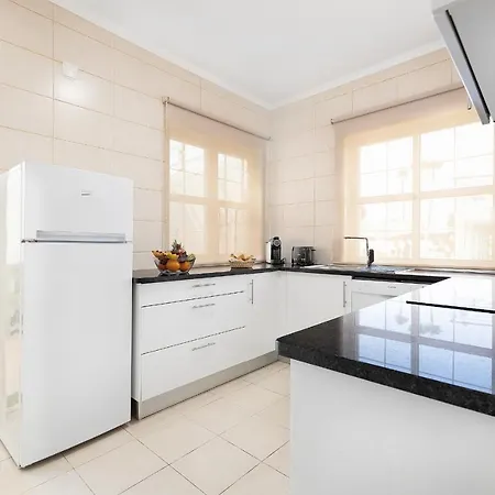 Villa Farol By Ocvillas Gale (Albufeira)